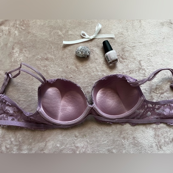 Lilac Lace Bra 🪻💜 really cute!! - Picture 2 of 3